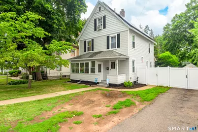 165 Oak Street, Manchester, CT 06040 - Photo 1
