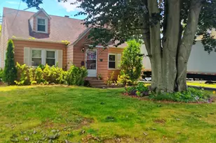 39 Wadsworth St, East Hartford, CT 06118 - Photo 1