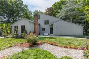 29 Pease Rd, Woodbridge, CT 06525 - Photo 1