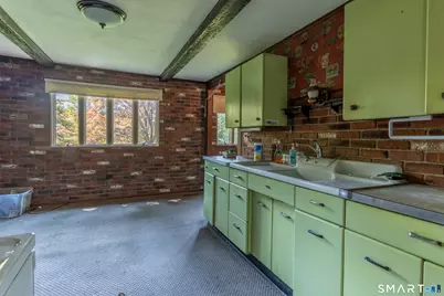 288 West High Street, East Hampton, CT 06424 - Photo 1