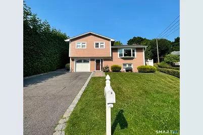 120 Pilgrim Drive, Greenwich, CT 06831 - Photo 1