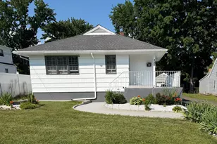 134 Albright Ave, Stratford, CT 06614 - Photo 1