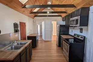 156 College St, Middletown, CT 06457 - Photo 1