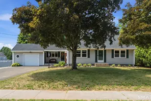 60 Simon Rd, Enfield, CT 06082 - Photo 1
