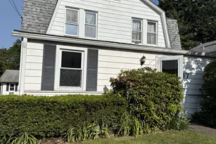 17 Duncanson St, Stamford, CT 06905 - Photo 1