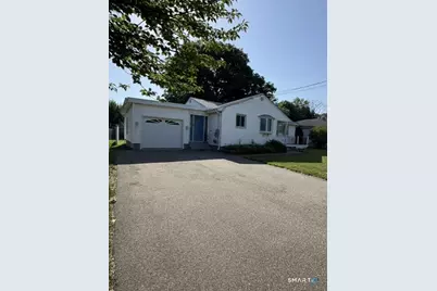 16 Botelle Manor, Cromwell, CT 06416 - Photo 1
