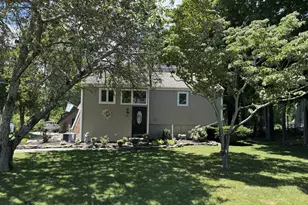 81 Oswegatchie Rd, Waterford, CT 06385 - Photo 1