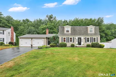10 Pilgrim Circle, Enfield, CT 06082 - Photo 1