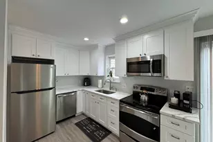 68 Round Tree Dr, Naugatuck, CT 06770 - Photo 1