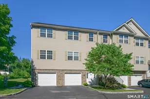 27 Riverview Ct, Brookfield, CT 06804 - Photo 1