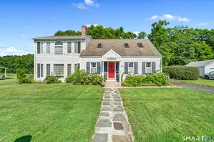12 Sunnieside Dr, East Lyme, CT 06357 - Photo 1