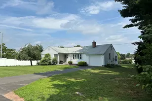 25 Medford St, Glastonbury, CT 06033 - Photo 1
