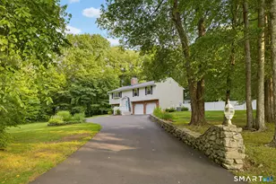 15 Fieldwood Dr, Watertown, CT 06795 - Photo 1