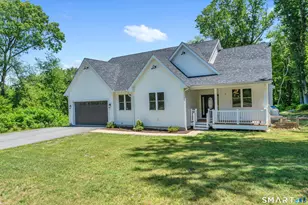 7 Thames View Pentway, Ledyard, CT 06335 - Photo 1