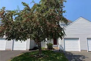 3 Jamie Ln, Manchester, CT 06042 - Photo 1