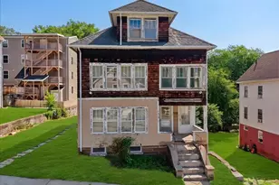 205 Crystal Ave, New London, CT 06320 - Photo 1