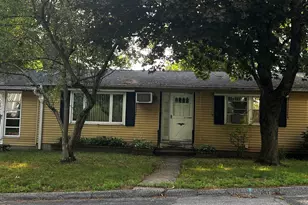 142 Wilkinson St, Putnam, CT 06260 - Photo 1