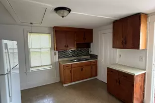 39 Grand St, Middletown, CT 06457 - Photo 3