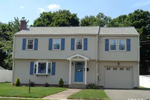 22 Scarborough Rd, Manchester, CT 06040 - Photo 1