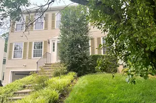 1 Lacey Ln, Norwalk, CT 06854 - Photo 1
