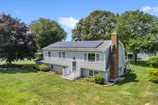 18 High Ridge Dr, Waterford, CT 06385 - Photo 1