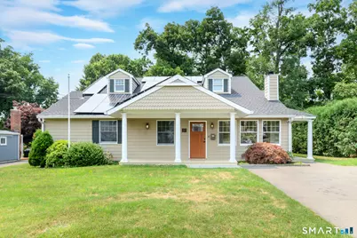 39 Kenilworth Drive West, Stamford, CT 06902 - Photo 1