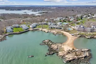 135 Turtle Bay Dr, Branford, CT 06405 - Photo 1