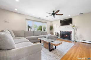 24 Heather Ln, Norwalk, CT 06851 - Photo 1