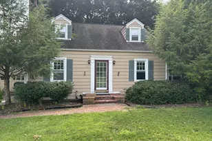 160 Pocono Rd, Brookfield, CT 06804 - Photo 1
