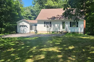 7 Pine St, Norwich, CT 06360 - Photo 1
