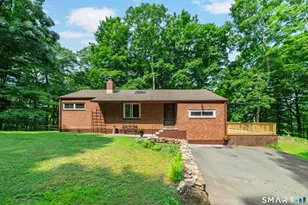 47 Terrell Rd, Woodbury, CT 06798 - Photo 1