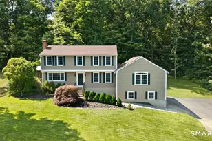 19 Laura Ln, Oxford, CT 06478 - Photo 1
