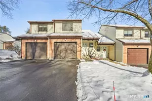 17 Oak Forest Dr, Manchester, CT 06042 - Photo 1
