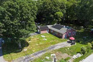 2 Hillcrest Dr, Stonington, CT 06378 - Photo 1