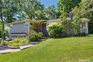 150 Suzanne Cir, Trumbull, CT 06611 - Photo 1