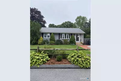 8 Overlook Avenue, Groton, CT 06355 - Photo 1