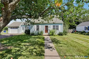 82 Laurel St, Stratford, CT 06615 - Photo 1