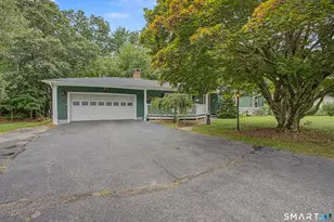 33 Bonnette Ave, Thompson, CT 06277 - Photo 1