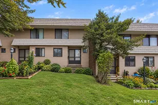 20 Briar Ct, Cromwell, CT 06416 - Photo 1