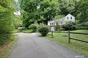 37 Peaceable St, Redding, CT 06896 - Photo 1