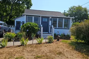 185 Shore Rd, Waterford, CT 06385 - Photo 1