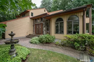 38 Hampton Dr, Manchester, CT 06040 - Photo 1