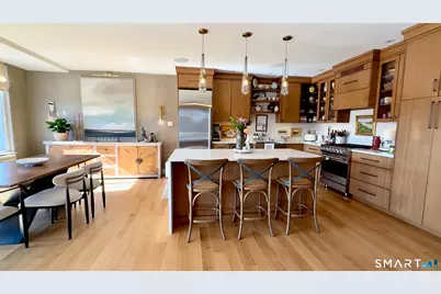 1028 Farmington Avenue #2A, West Hartford, CT 06107 - Photo 1