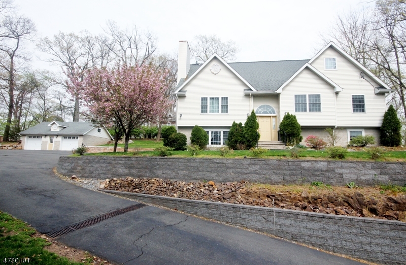 940 Alps Rd, Wayne, NJ 07470 MLS 3424795 Coldwell Banker