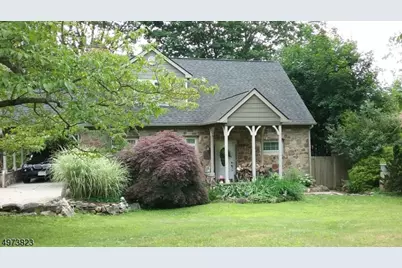 10 Hoffman Rd, High Bridge, NJ 08829 - Photo 1