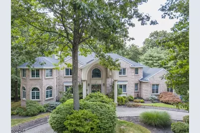 36 Alize Dr, Kinnelon, NJ 07405 - Photo 1