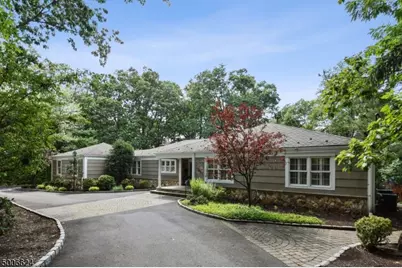 108 Shrewsbury Dr, Livingston, NJ 07039 - Photo 1