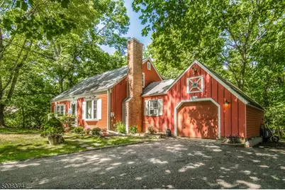 172 Hillside Ave, Bedminster Township, NJ 07921 - Photo 1