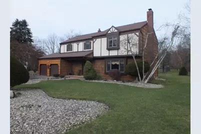 27 Valley Forge Dr, Hanover Township, NJ 07981 - Photo 1