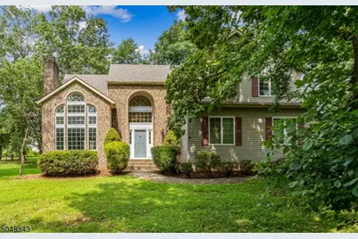 8 Erin Ct, Bridgewater, NJ 08807 - Photo 1